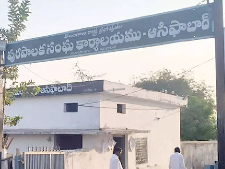 పన్ను వసూళ్ల లక్ష్యం పూర్తి అయ్యేనా?