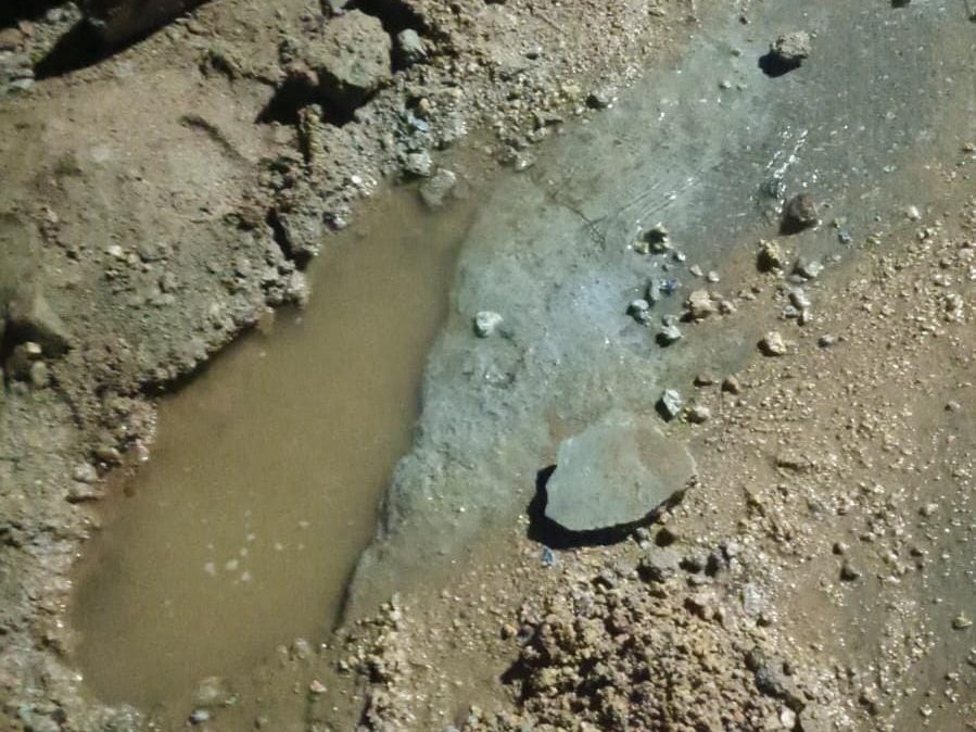 పరిగిలో వాటర్ పైప్ లీకేజ్