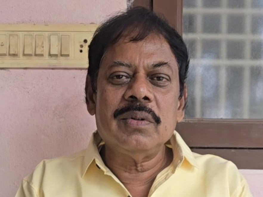 వైసీపీ నేతలు వీర్రాజుకు క్షమాపణ చెప్పాలి: బాబ్జి