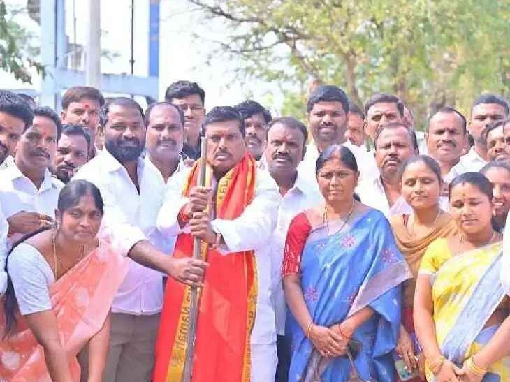 గ్రామాల అభివృద్ధికి నిధులు మంజూరు: ఎమ్మెల్యే