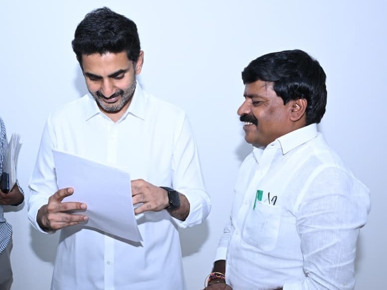 మంత్రిని కలిసిన పాతపట్నం ఎమ్మెల్యే