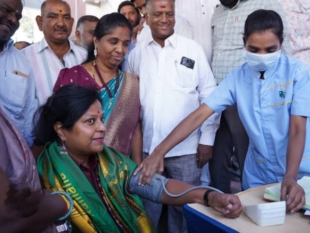 ప్రభుత్వ ఆసుపత్రి తనిఖీ నిర్వహించిన DMHO