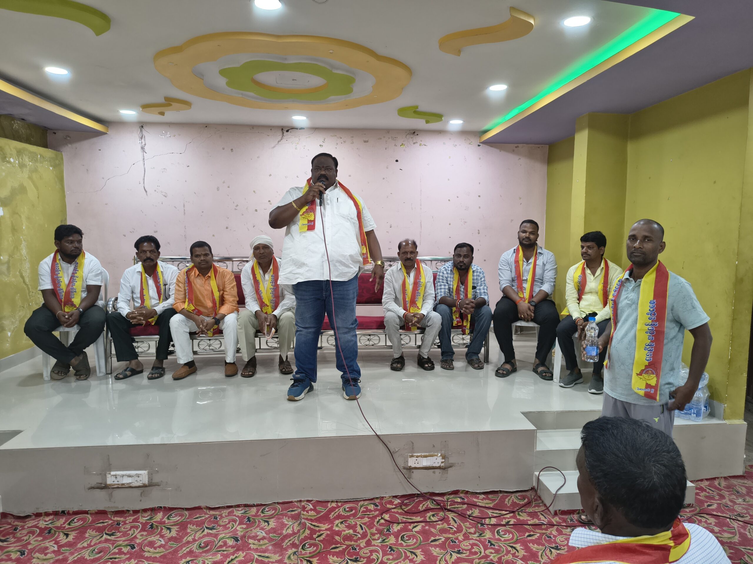 ‘ముదిరాజులను ఆదుకోవాలి’