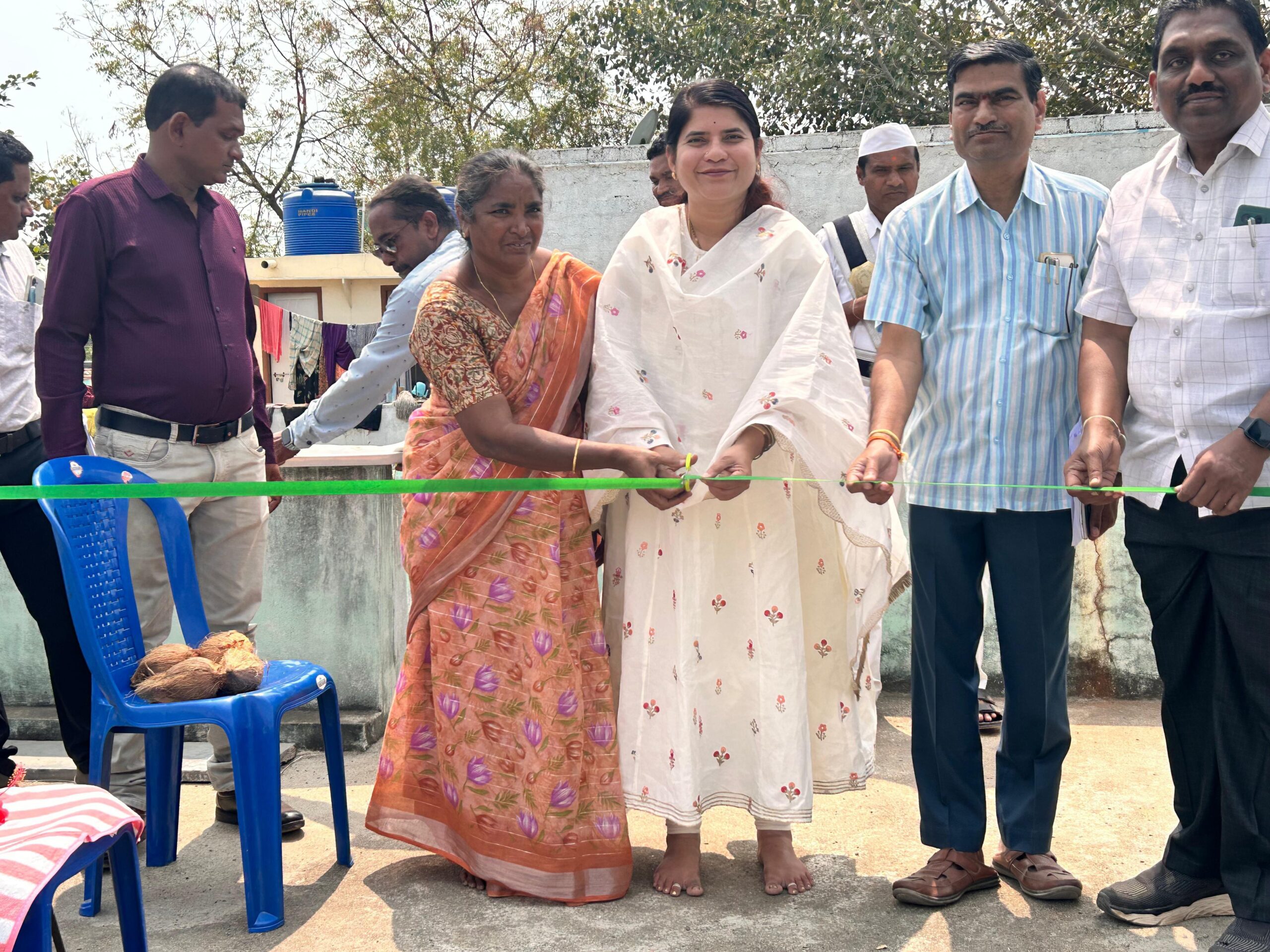 ఉచిత సోలార్ యూనిట్ల ప్రారంబించిన కలెక్టర్