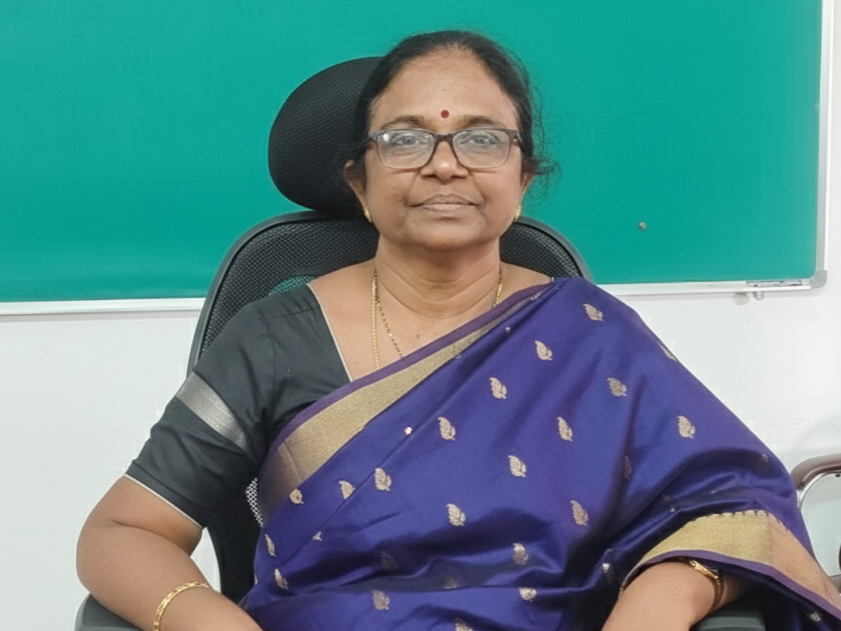 జిల్లాలో ఎరువుల కొరత లేదు: వ్యవసాయ అధికారి