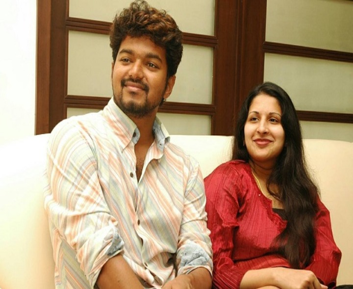 SHOCK: విడాకులు కోరిన హీరో విజయ్ భార్య