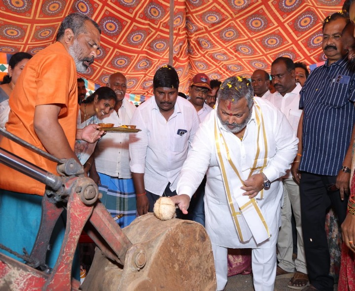 ఇంటింటికి కొళాయి పనులు ప్రారంభం