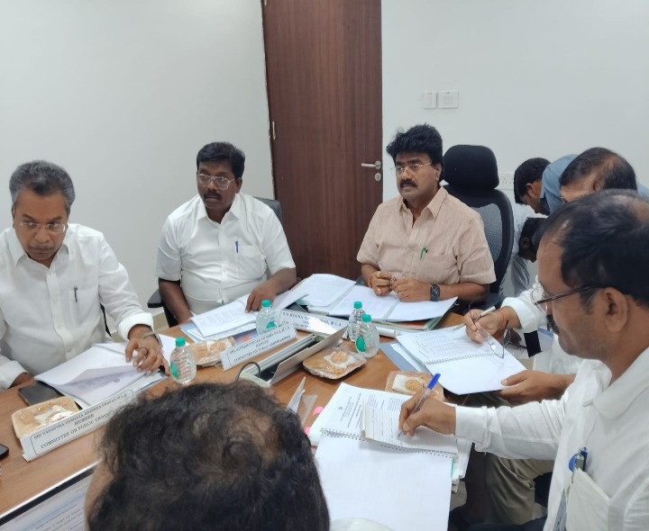 ప్రభుత్వ రంగ సంస్థల పనితీరు PUC ఛైర్మన్‌పై ఆరా