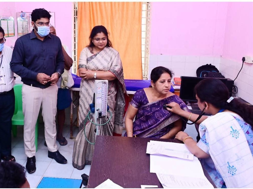 భీమవరంలో ప్రత్యేక ఆరోగ్య శిబిరం