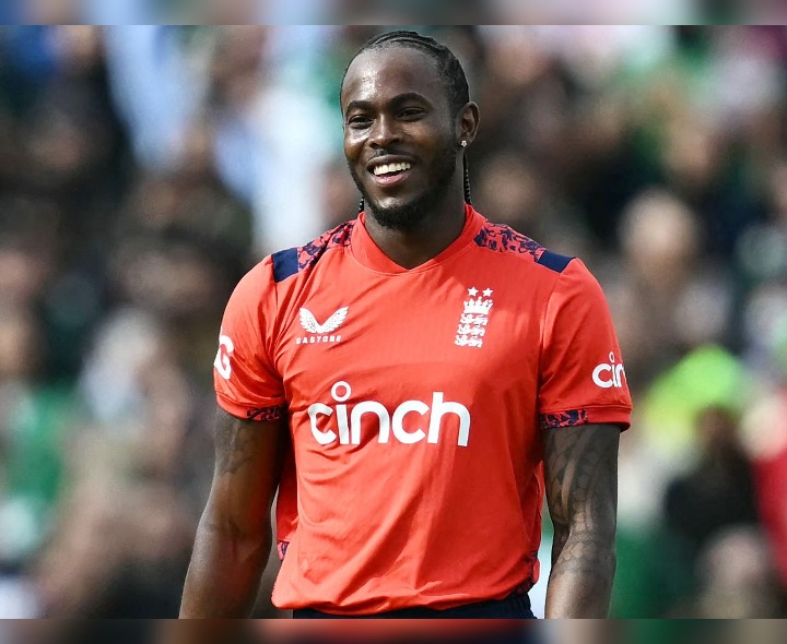 ఒకే పిచ్.. ముగ్గురు బౌలర్లు.. అన్నీ మెయిడెన్లే!