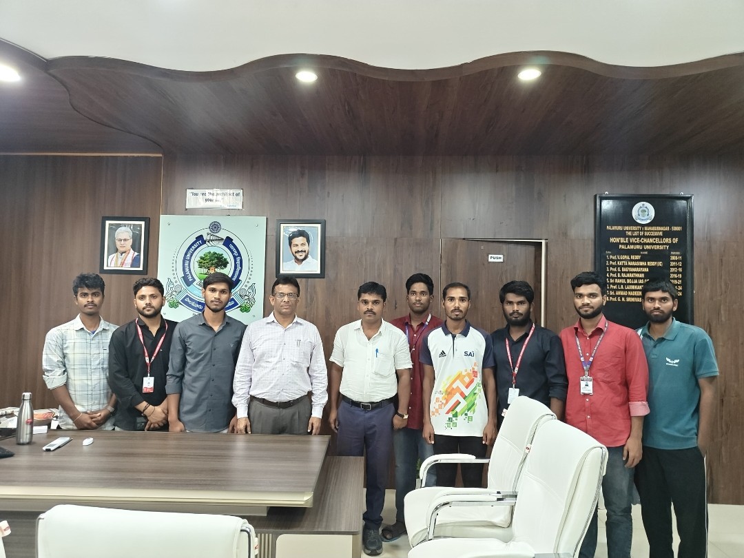 క్రమశిక్షణతో సాధన చేసి విజయాలు సాధించాలి: వీసీ