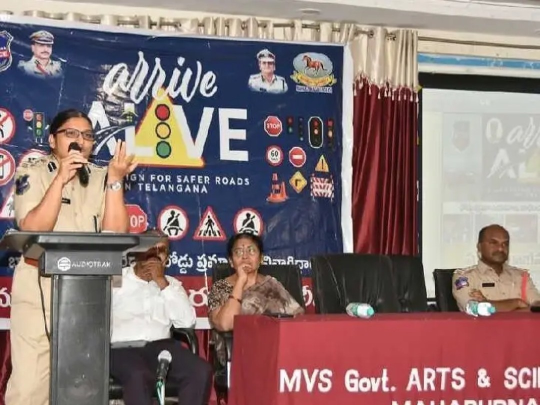 రోడ్డు భద్రత ప్రతి పౌరుడి బాధ్యత: ఎస్పీ