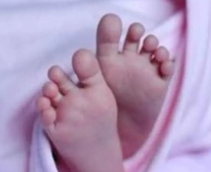 శిశువుకు జన్మనిచ్చిన ఇంటర్ విద్యార్థి