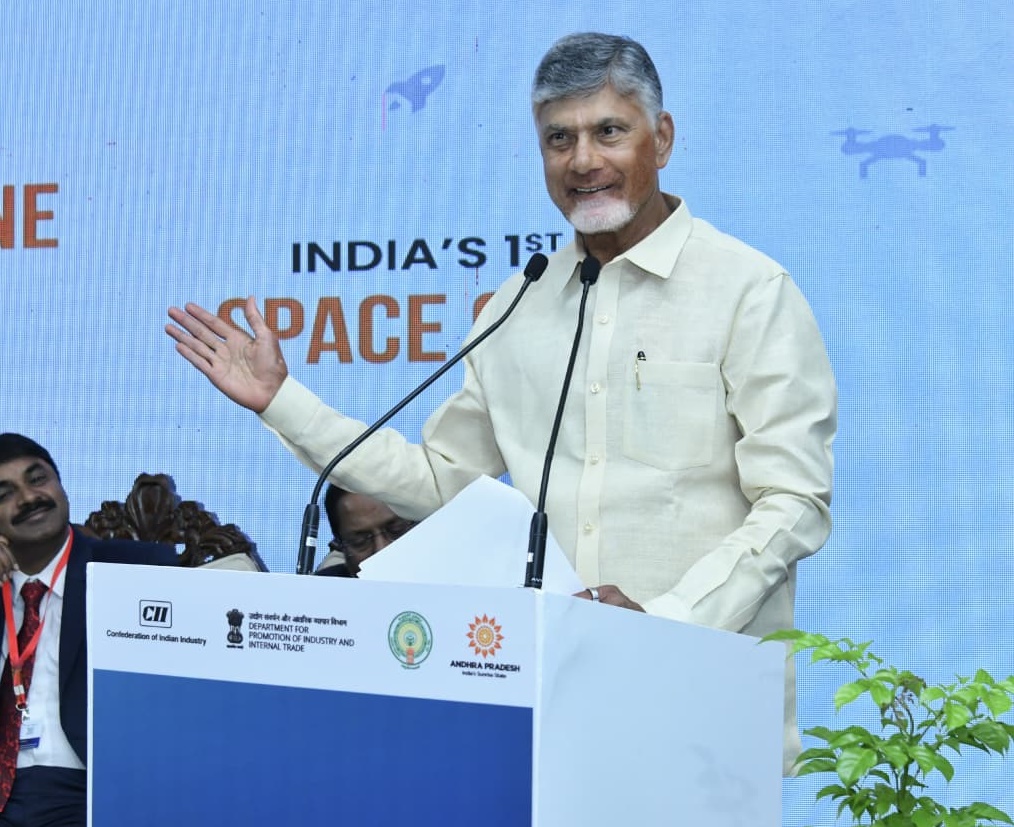 రూ.4 వేల వ్యాక్సిన్.. ఫ్రీగా ఇస్తున్నాం: చంద్రబాబు