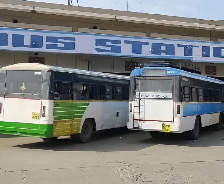 తనపల్లి రహదారి పనులు.. బస్సుల మార్గమార్పు