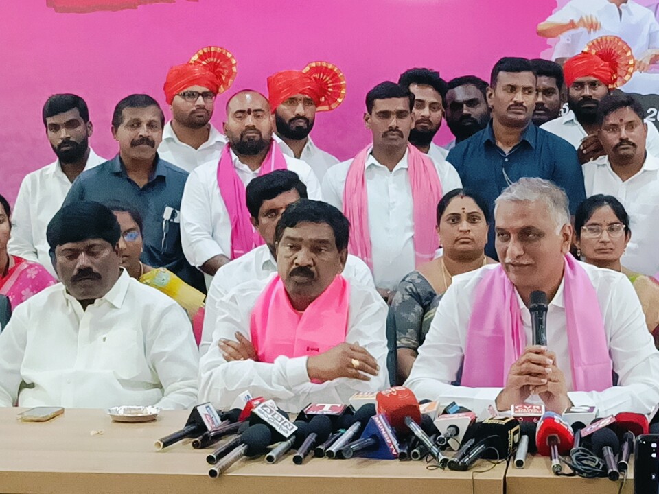 భూ భారతి స్కామ్‌పై హరీష్ రావు ఆరోపణలు