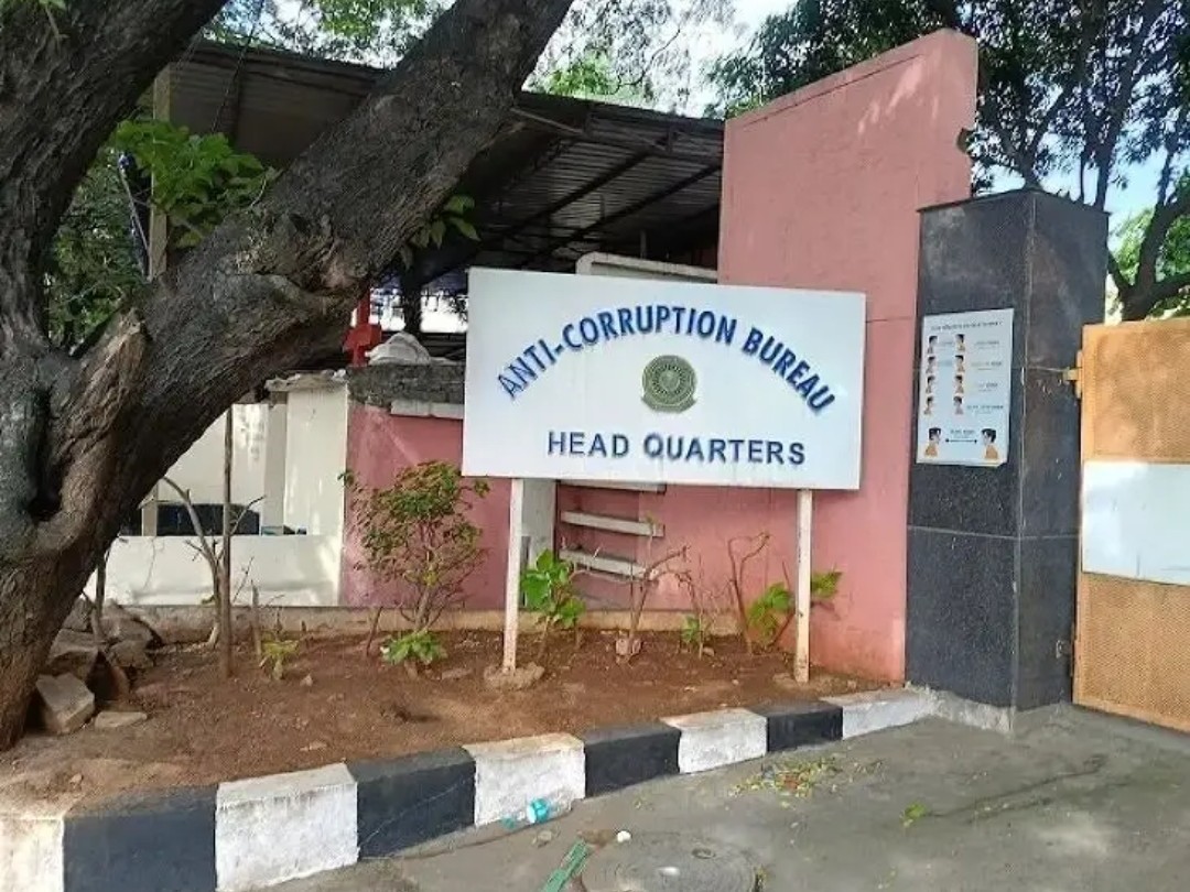 అవినీతి అనకొండల గుండెల్లో ACB ‘దడ’