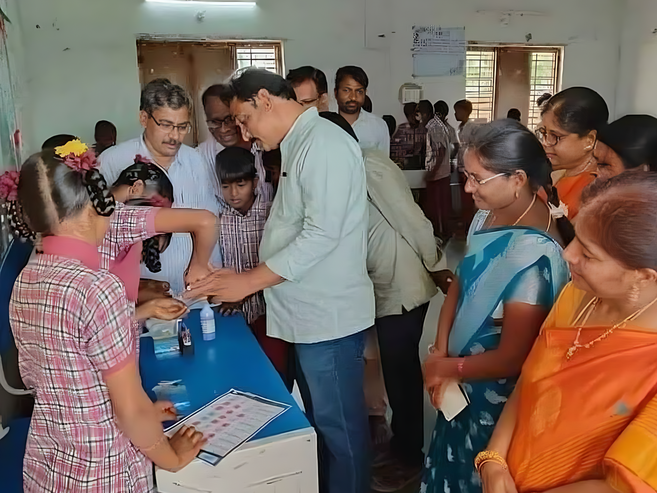 విద్యార్థుల సైన్స్ ప్రతిభకు ప్రశంసలు