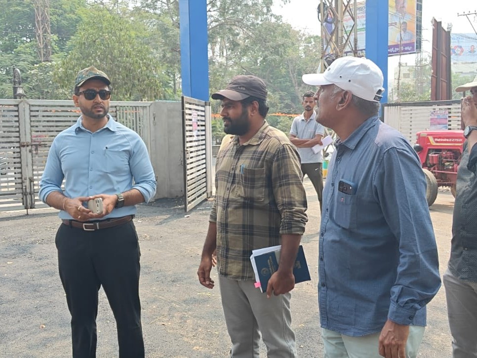 జిల్లా ప్రభుత్వ ఆసుపత్రిని సందర్శించిన మున్సిపల్ కమిషనర్