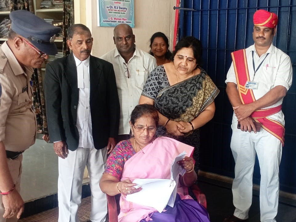 తణుకు సబ్ జైలును పరిశీలించిన న్యాయమూర్తి