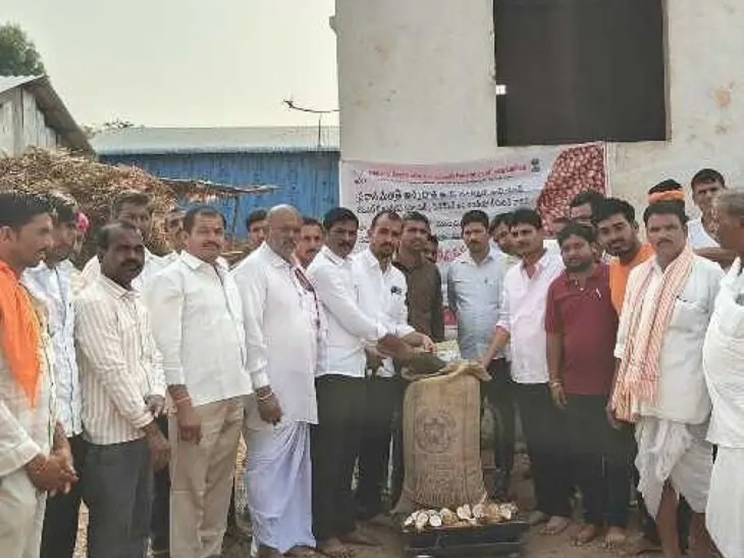 రైతులకు మేలు చేసేందుకే కొనుగులు కేంద్రాలను ఏర్పాటు