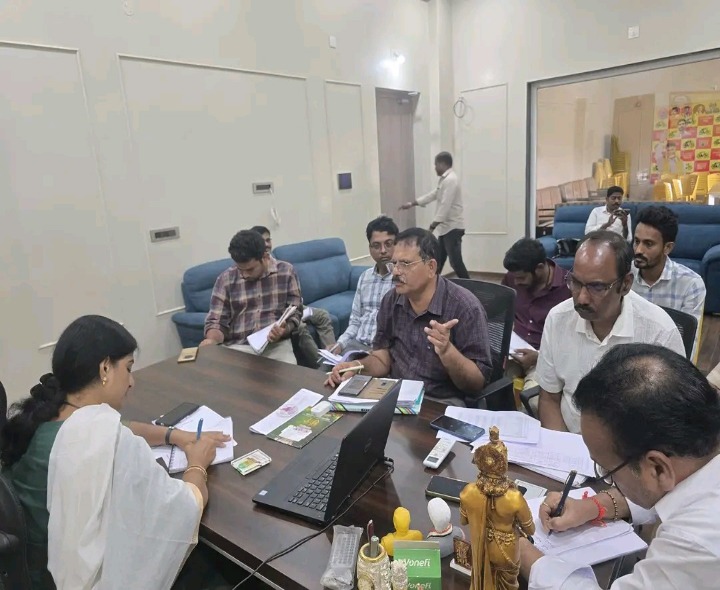 వేసవి ముందస్తు చర్యలపై ఎమ్మెల్యే శిరీష సమీక్ష