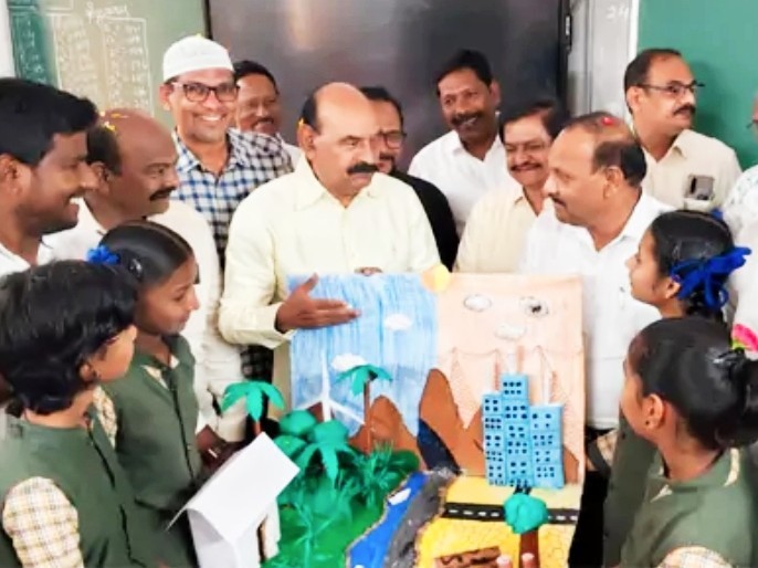 ప్రభుత్వ పాఠశాలలను అభివృద్ధి చేస్తాం: మంత్రి