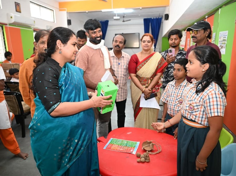 ప్లాస్టిక్ వినియోగం తగ్గించండి: కమిషనర్