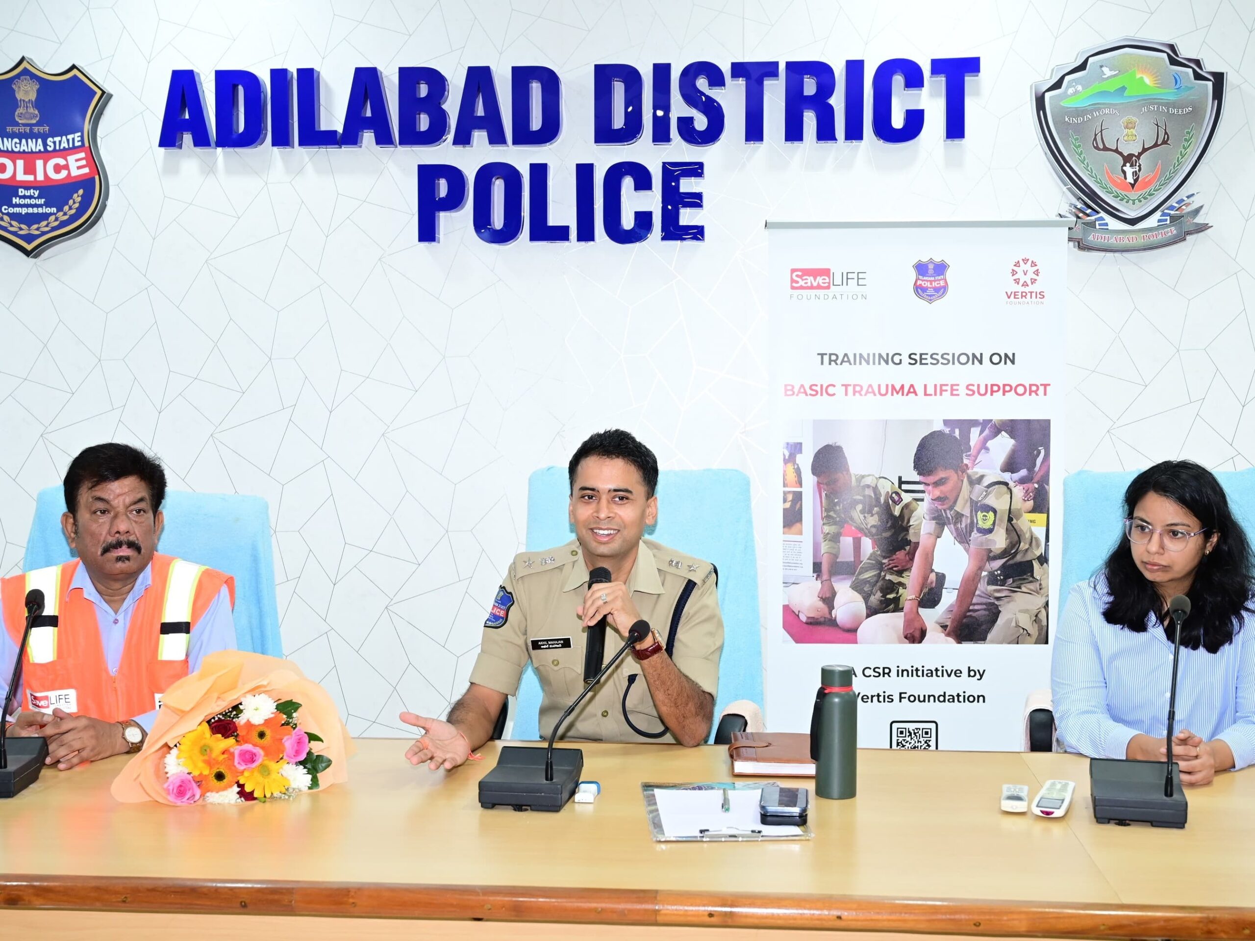 ప్రమాదాలలో ప్రాణ నష్టాన్ని తగ్గించడమే లక్ష్యం: SP