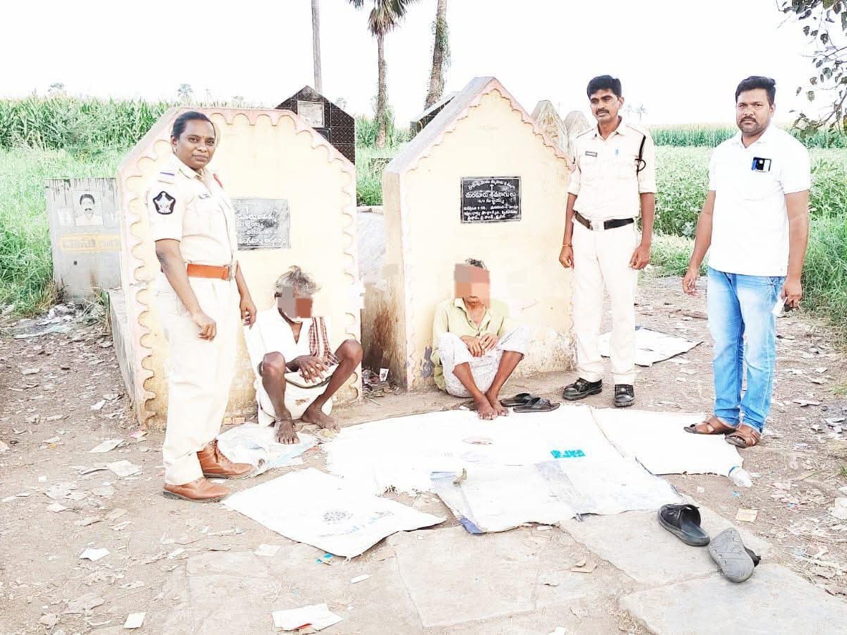 జూద స్థావరంపై దాడి.. ఐదుగురు అరెస్ట్