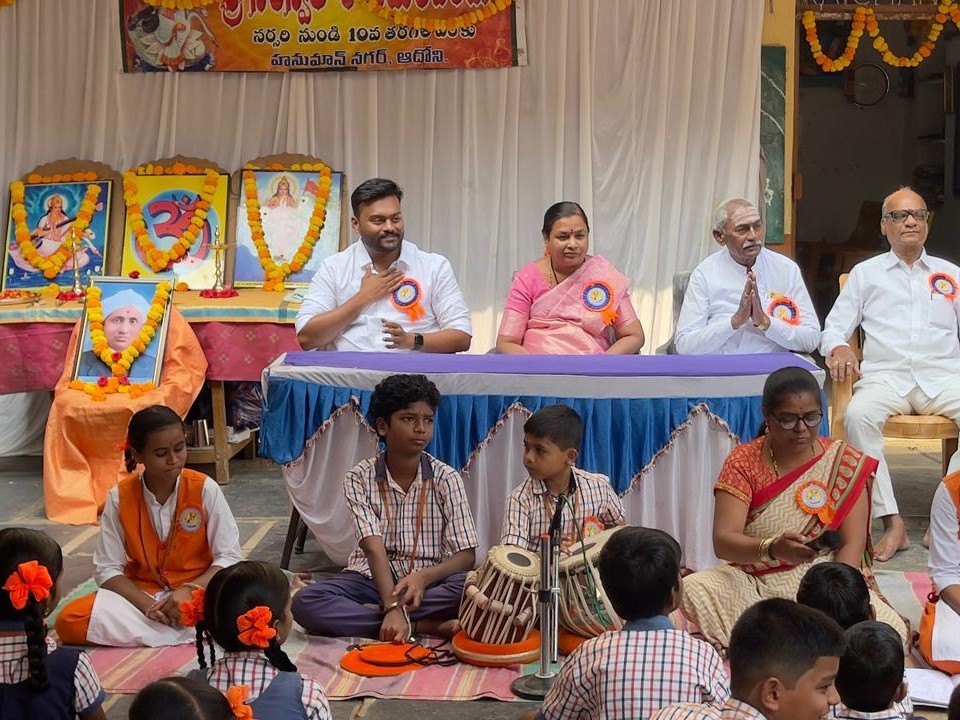 విద్యార్థుల ప్రతిభకు వేదికగా సైన్స్ ఫేర్