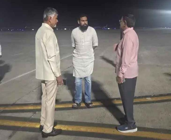 వేట్లపాలెం ఘటన.. ఎయిర్‌పోర్ట్‌లో చంద్రబాబు, పవన్ భేటీ