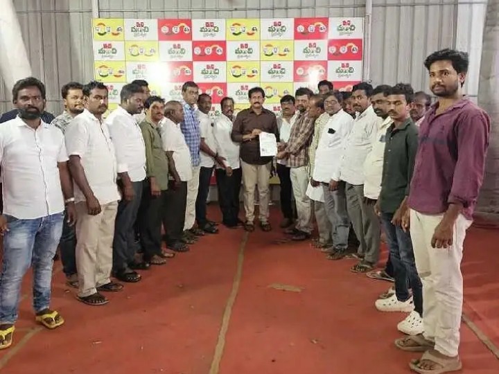 సీఎం సహాయనిధి చెక్కుల పంపిణీ