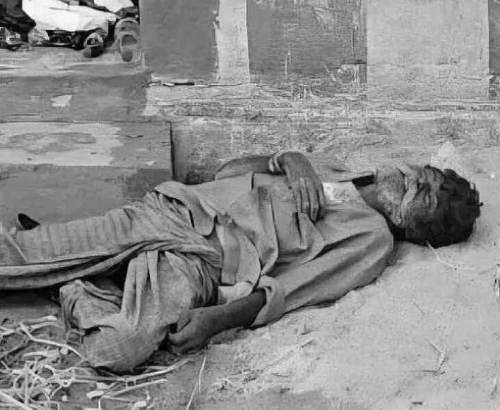 గుంటూరు రైల్వేస్టేషన్ వద్ద గుర్తుతెలియని వ్యక్తి మృతి