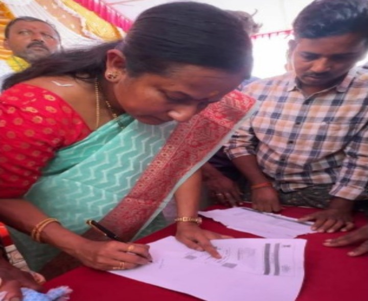 టీడీపీ ఇంఛార్జ్ ఆధ్వర్యంలో ప్రజా దర్బార్