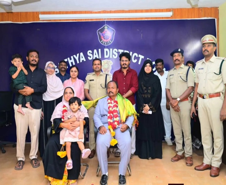 పదవీ విరమణ చేసిన పోలీసులకు ఘన సన్మానం