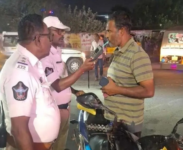 అర్ధరాత్రి విస్కృతంగా తనిఖీలు.. కేసు నమోదు