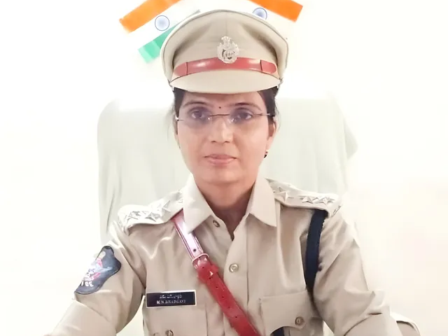 ఆటో డ్రైవర్లకు డీఎస్పీ హెచ్చరిక