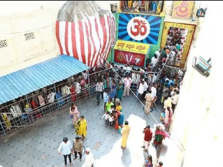 మార్చి 3 న చంద్రగ్రహణం.. ఆలయ ద్వారబంధనం