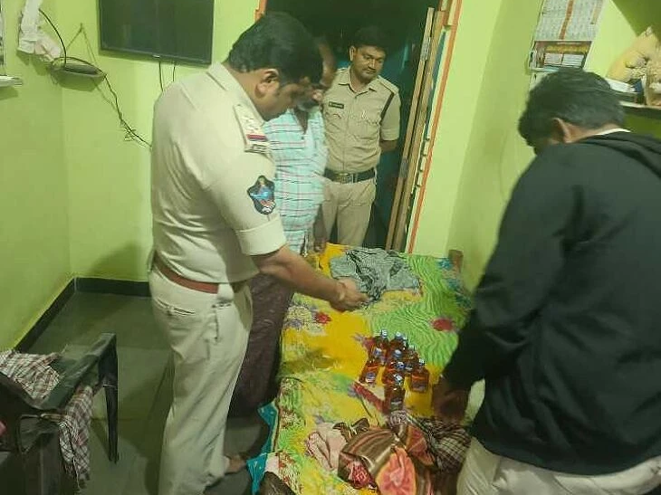 బండి ఆత్మకూరులో 6 మోటార్ సైకిళ్లు స్వాధీనం