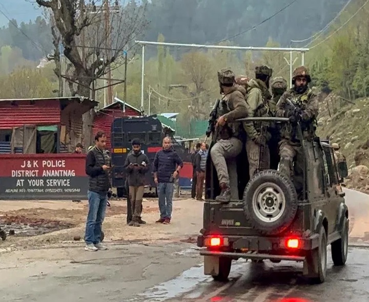 జమ్మూకాశ్మీర్‌లో హైటెన్షన్