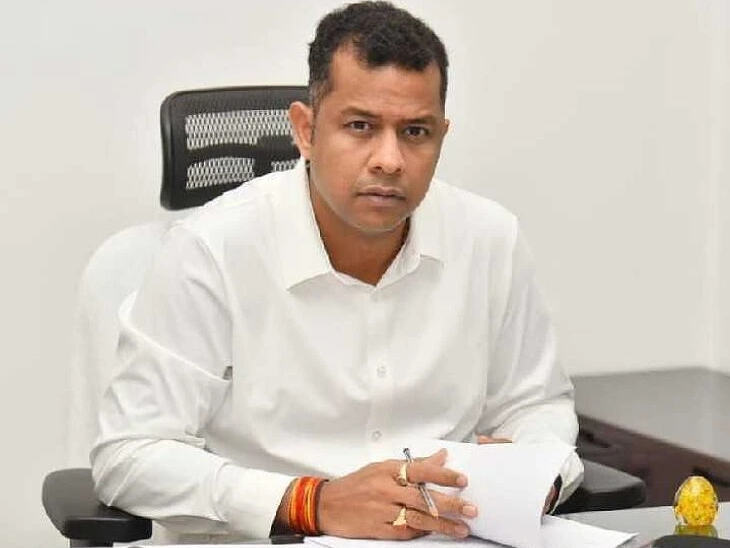 రేపు కలెక్టరేట్‌లో PGRS కార్యక్రమం