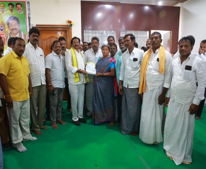 పేద కుటుంబాలను ఆదుకుంటున్న సీఎం సహాయ నిధి