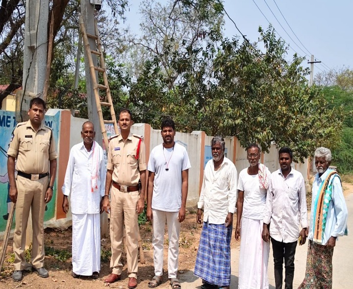 గాలివీడులో సౌరశక్తి సీసీ కెమెరాల ఏర్పాటు