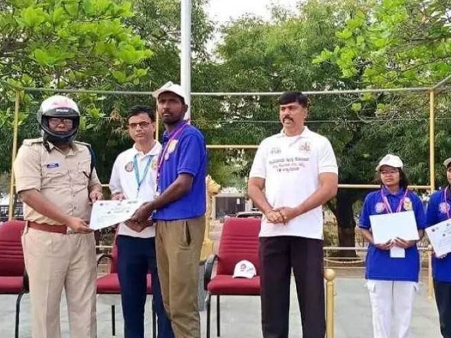 5K మారథాన్‌లో పీయూ విద్యార్థికి మొదటి స్థానం