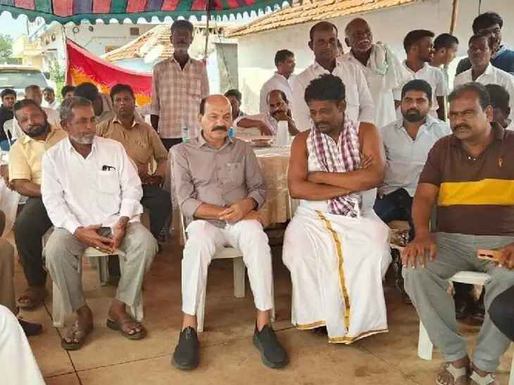 మాజీ సర్పంచ్ కుటుంబాన్ని పరామర్శించిన ఎమ్మెల్యే