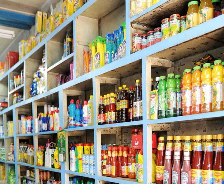 MRP కంటే ఎక్కువ రేటుకు అమ్ముతున్నారా? 