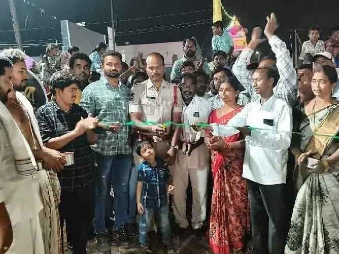 కబడ్డీ పోటీలను ప్రారంభించిన ఎస్సై