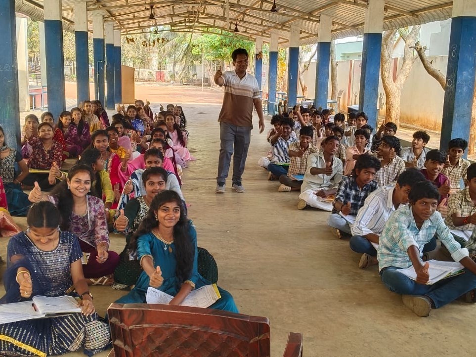 ‘పది ఫలితాల్లో జిల్లా మొదటి స్థానంలో నిలవాలి’