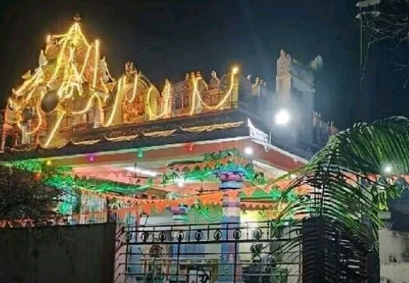 చంద్రగ్రహణం.. ఆలయం మూసివేత